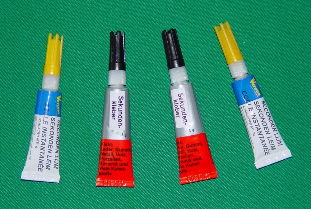 instant adhesives German